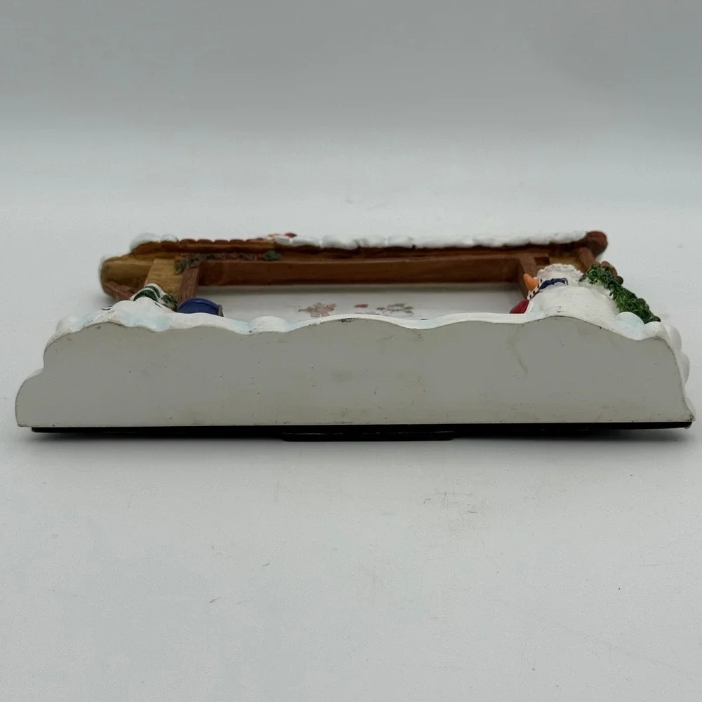 Christmas Snowman Cabin 4x6 Picture Frame Resin Winter Snow Scene Cardinals